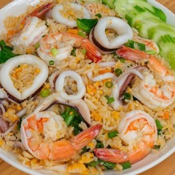 ข้าวผัดทะเลรวม