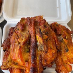 ไก่อบจีรพันธ์ @ตลาดนัดแยกตาส่า