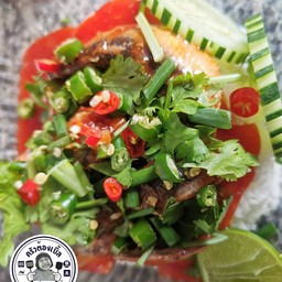 ข้าวยำปลากระป๋อง