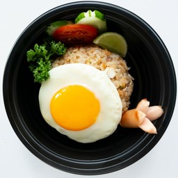 SALMON GARLIC FRIED RICE