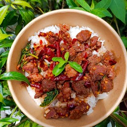 กะเพราแม่ใบเตย