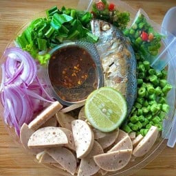 ยำขนมจีน สะพานใหม่ 52