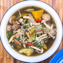 แกงเห็ดรวม