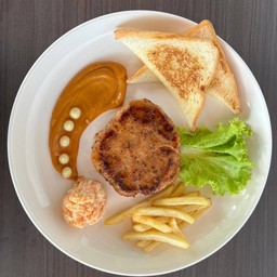 สเต็กไก่สโมคกี้ KHOOLEE