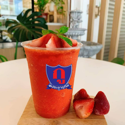 สตรอเบอรี่สมูทตี้ Strawberry smoothie