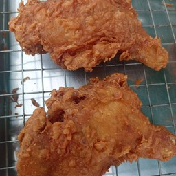 ไก่ทอด โต้รุ่ง