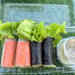 สลัดโรลปูอัดสาหร่าย