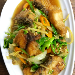 ปลาผัดขึ้นฉ่าย