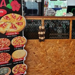 ว๊าว พิซซ่า