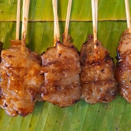 หมูปิ้ง ไส้กรอก เชียงใหม่