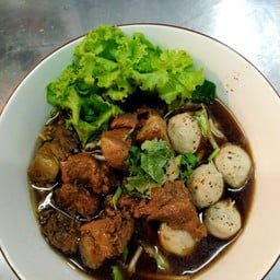 ก๋วยเตี๋ยว แชมป์ นาทอง3