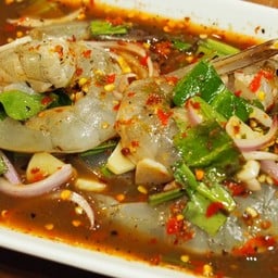 ยำกุ้งสด