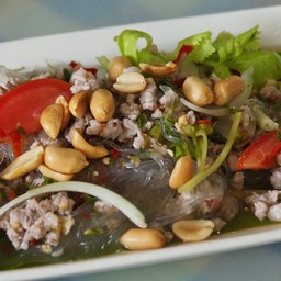 ยำวุ้นเส้นหมูสับ