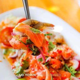 ตำยำ ข้าวปุ้นฮ้อน