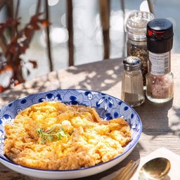 ไข่เจียวปู  ( omelet with meat crab )