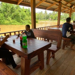 เนื้อหอมริมคลอง