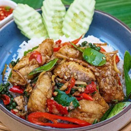 ข้าวปลากะพงผัดฉ่า
