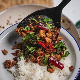 กะเพราหอม สาขาถนน 345