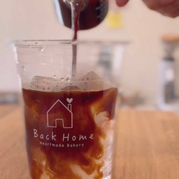 อเมริกาโน่เย็น (Iced Americano)