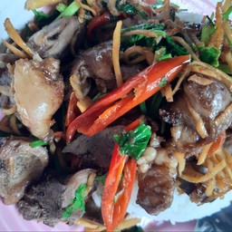 ข้าวไก่ผัดขิง