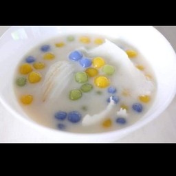 บัวลอยมะพร้าวอ่อน