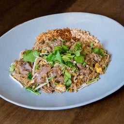 ผัดหมี่แห้งเนื้อลายสด  Pad Mee Hang Nuea Lai