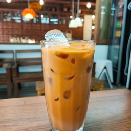 ชาไทยเย็น - Iced Thai Milk Tea