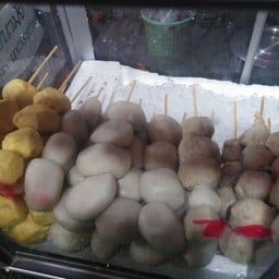 ร้านน้องแช้ม