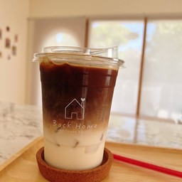 ลาเต้เย็น (Iced Caffè Latte)