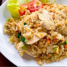 ข้าวผัดไก่