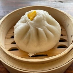 ร้านเพ็ญซาลาเปา ตลาดเมืองแก้ว