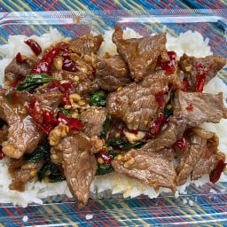 อาหารตามสั่ง สุพรรณษา (ยำกบ)