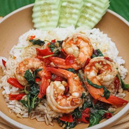 ข้าวกะเพรากุ้ง