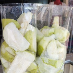 ผลไม้ ปิยะนุช