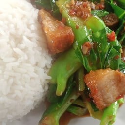 ข้าวผัดคะน้า