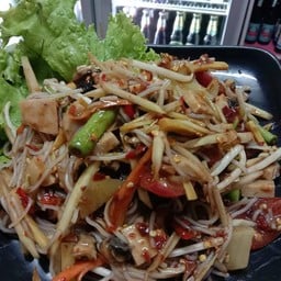 ส้มตำยำแซ่บแซ่บนัวร์ครัวทางโค้งสาขา3