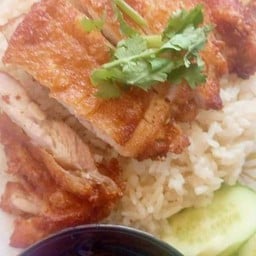 ข้าวมันไก่ทอด