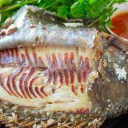 เมี่ยงปลาเผา ( น้ำจิ้มซีฟู๊ด รสเด็ด )