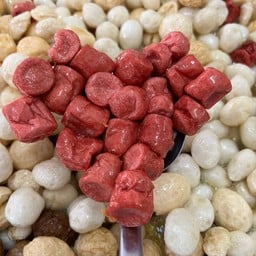 ไส้กรอกแดง