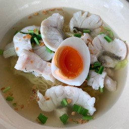 ก๋วยเตี๋ยว (น้ำใส) ทะเล