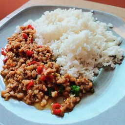 กระเพราเด็กหอ