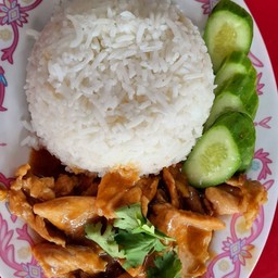 ข้าวหมูกระเทียม