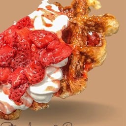 ครอฟเฟิลสตอเบอรี่วิปครีม