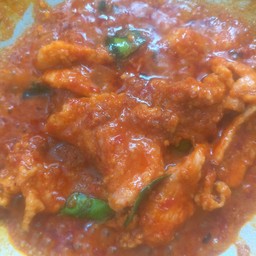 พริกแกงหมูนุ่มพร้อมข้าว