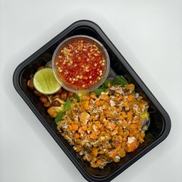 ยำไข่ปู