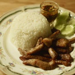 หมูทอด อีเจ๊