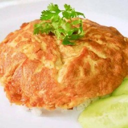 ไข่เจียวกุ้งสับราดข้าว