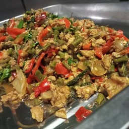 ณ หน้าเธอ