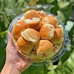 ปังเเลบลิ้นครูต้อย