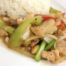 ผัดพริกหยวกราดข้าว